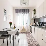 Melody's House Apartment