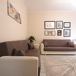 Apartment Melody's House
